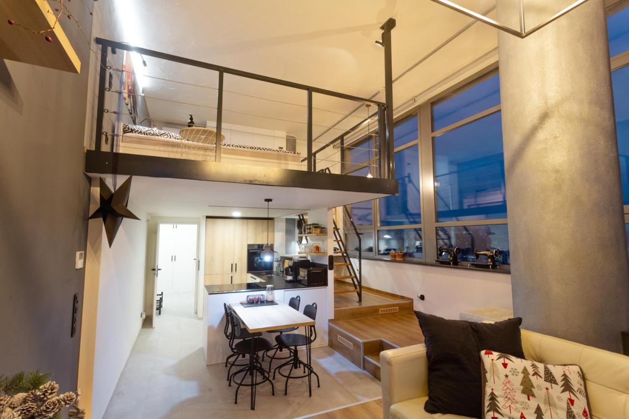 View Skyscraper Bata - Loft Xl Daire Zlín Dış mekan fotoğraf
